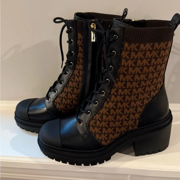 Michael Kors Black Leather and Brown Logo Combat Boots size 8 - Picture 3 of 6